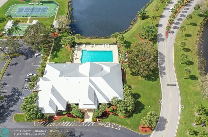 5626 Travelers Way, Fort Pierce FL 34982-3989 exterior