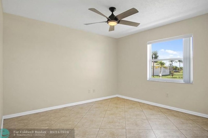 5626 Travelers Way, Fort Pierce FL 34982-3989 exterior