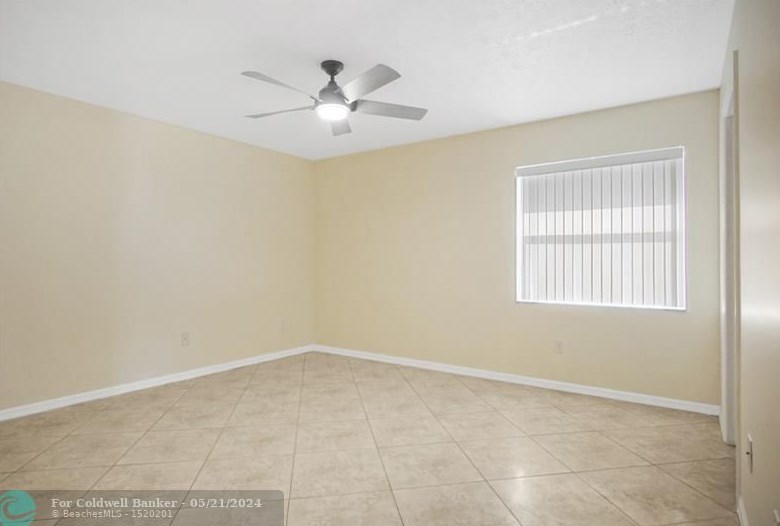 5626 Travelers Way, Fort Pierce FL 34982-3989 exterior
