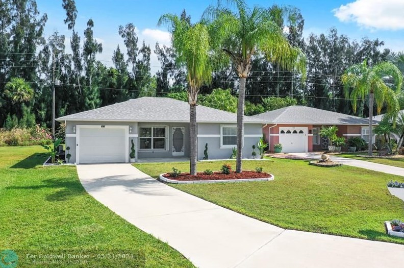 5626 Travelers Way, Fort Pierce FL 34982-3989 exterior