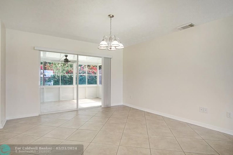 5626 Travelers Way, Fort Pierce FL 34982-3989 exterior