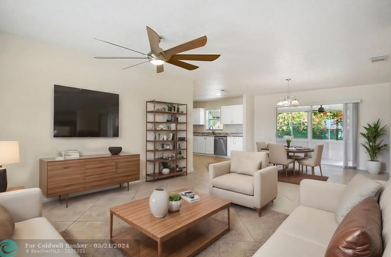 5626 Travelers Way, Fort Pierce FL 34982-3989 exterior