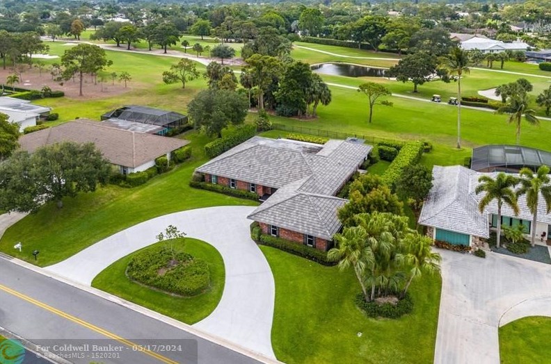 525 Muirfield Dr, Lake Worth FL  exterior