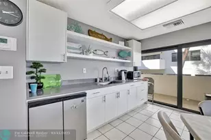 330 SE 20th Ave, Deerfield Beach, FL 33441 - Photo 45