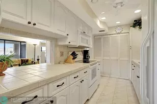 330 SE 20th Ave, Deerfield Beach, FL 33441 - Photo 7