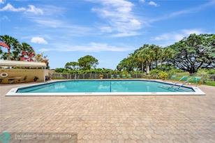 7200 Radice Ct, Lauderhill, FL 33319 - Photo 39