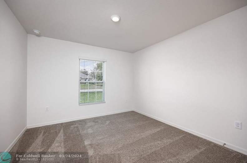 920 Castaneda Ln, Fort Pierce FL  34953-3239 exterior