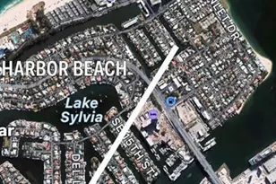 8 Isla Bahia Dr, Fort Lauderdale, FL 33316 - Photo 7