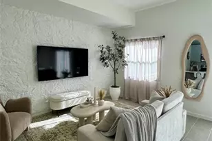 2526 Pierce St, Hollywood, FL 33020 - Photo 5