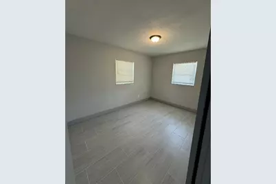 2404  Florida Ave, Fort Pierce, FL 34950 - Photo 9