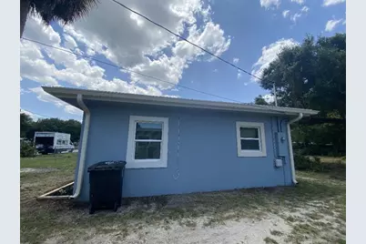 2404  Florida Ave, Fort Pierce, FL 34950 - Photo 3