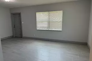 2404 Florida Ave, Fort Pierce, FL 34950 - Photo 7