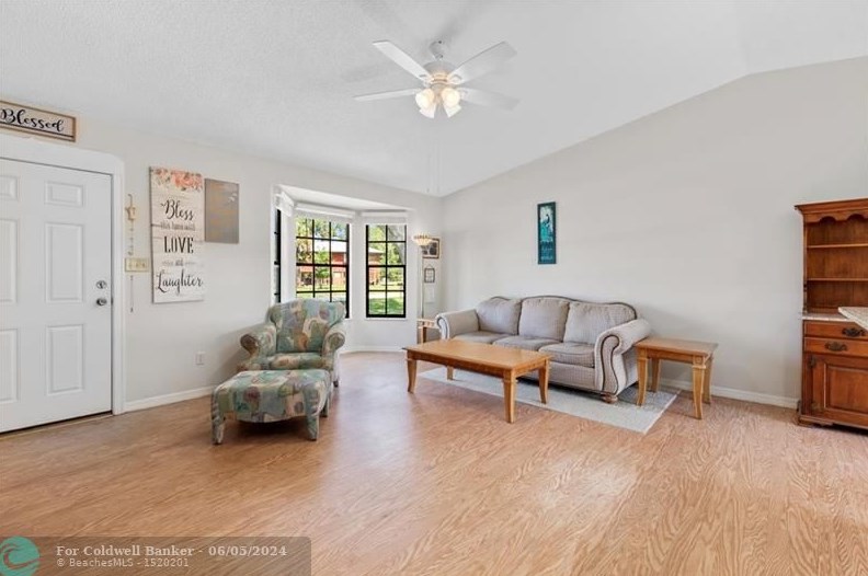 1520 18th Ave, Vero Beach FL  32962-6205 exterior