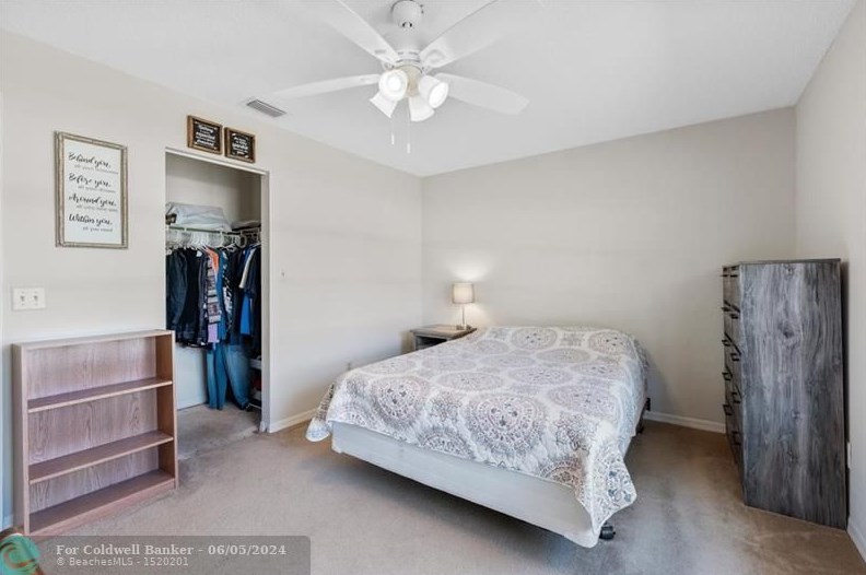 1520 18th Ave, Vero Beach FL  32962-6205 exterior