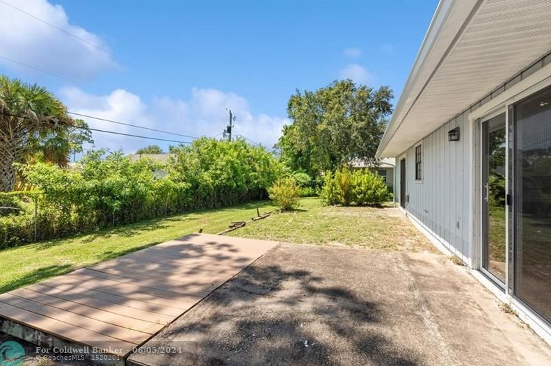 1520 18th Ave, Vero Beach FL  32962-6205 exterior