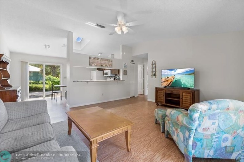 1520 18th Ave, Vero Beach FL  32962-6205 exterior