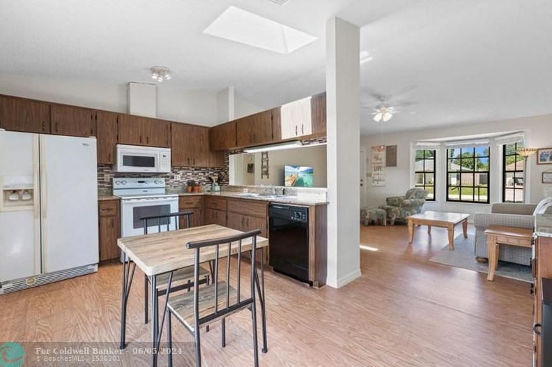 1520 18th Ave, Vero Beach FL  32962-6205 exterior