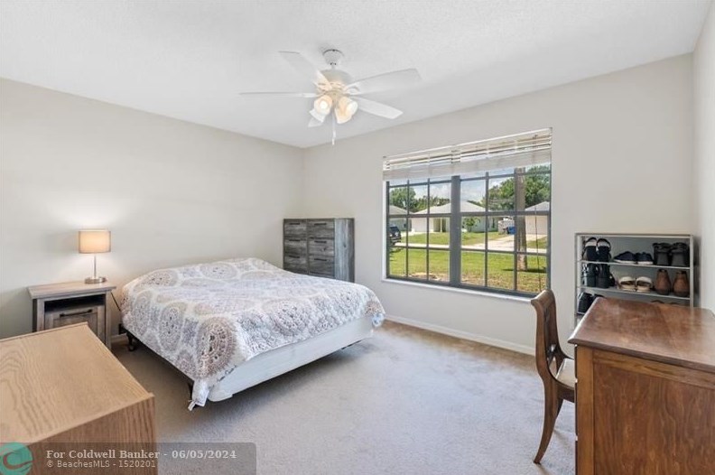 1520 18th Ave, Vero Beach FL  32962-6205 exterior