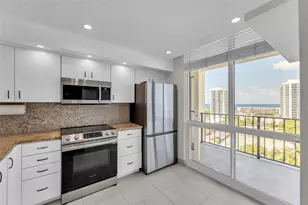 521 N Riverside Dr, Pompano Beach, FL 33062 - Photo 5