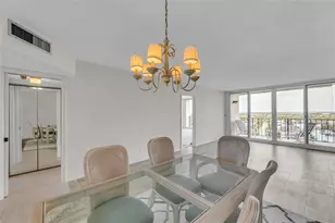 521 N Riverside Dr, Pompano Beach, FL 33062 - Photo 21