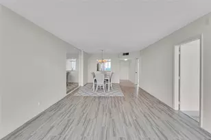 521 N Riverside Dr, Pompano Beach, FL 33062 - Photo 25