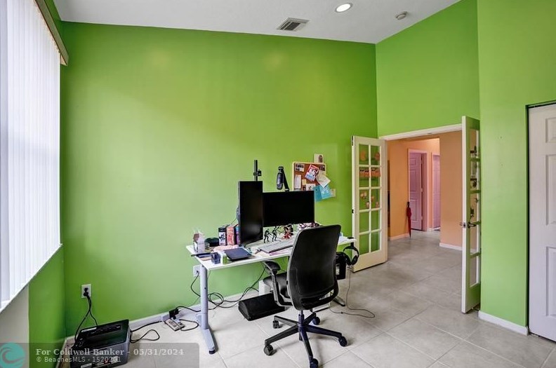 19390 29 Ct, Hollywood FL 33029-2473 exterior