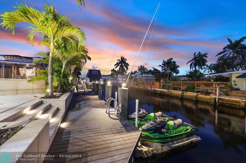 760 72 St, Boca Raton FL 33487-2438 exterior