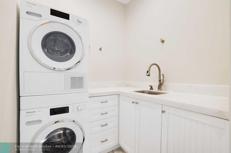 760 72 St, Boca Raton FL 33487-2438 exterior