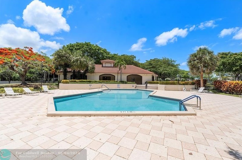300 Palmwood Pl, Boca Raton FL 33431-8241 exterior