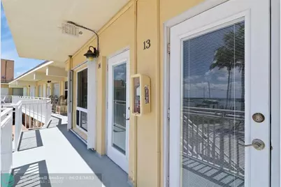 2508  Bay Drive, Unit #13, Pompano Beach, FL 33062 - Photo 27