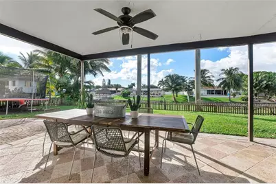 1034 SW 24th Ave, Boynton Beach, FL 33426 - Photo 15