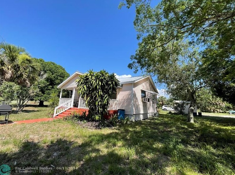 7700 76 Dr, Okeechobee FL 34972 exterior