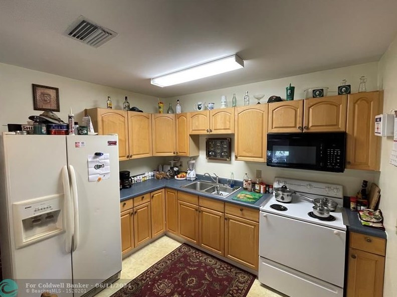 7700 76 Dr, Okeechobee FL 34972 exterior