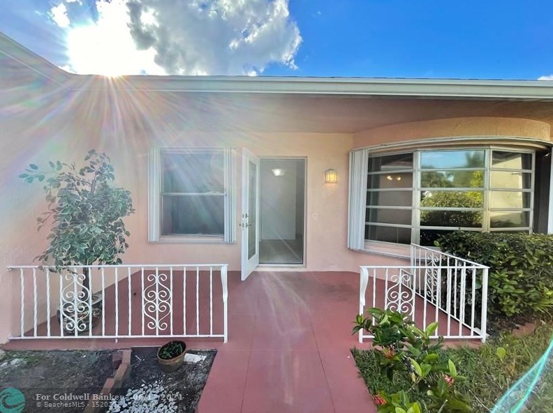 2000 51st Ave, Hollywood FL  33021-4026 exterior