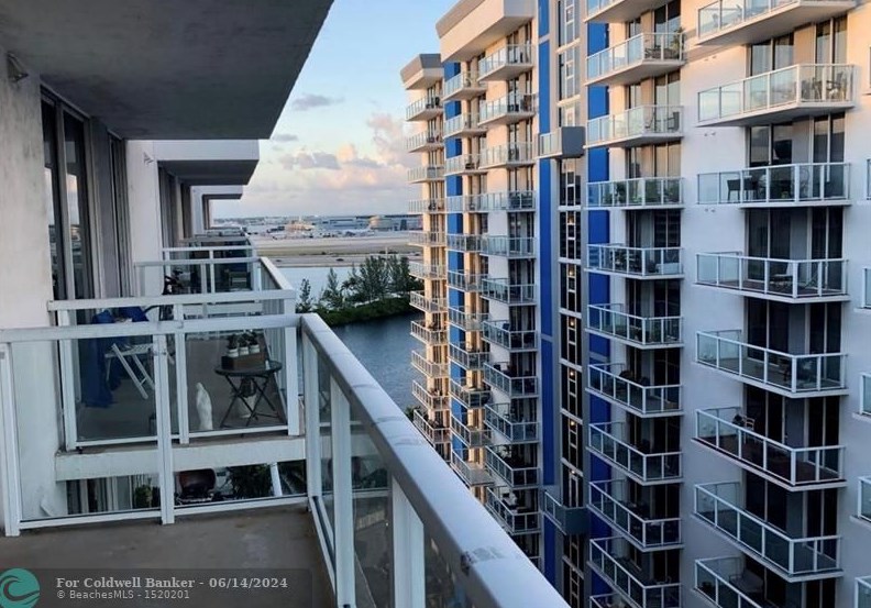 5091 7th St, Miami FL  33126-3410 exterior