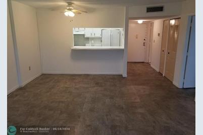 4172  Inverrary Dr, Unit #505, Lauderhill, FL 33319 - Photo 1