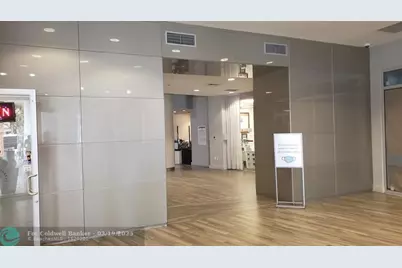 1750 N Bayshore Dr, Unit #5205, Miami, FL 33132 - Photo 11