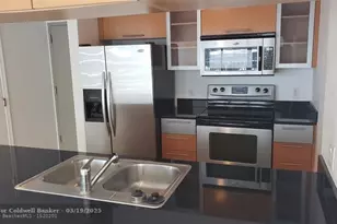 1750 N Bayshore Dr, Miami, FL 33132 - Photo 3