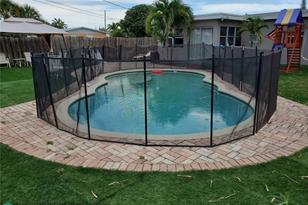 811 S Broadway, Lantana, FL 33462 - Photo 3