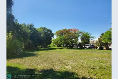 1697 E Main St, Pahokee, FL 33476 - Photo 11