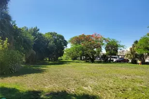 1697 E Main St, Pahokee, FL 33476 - Photo 11