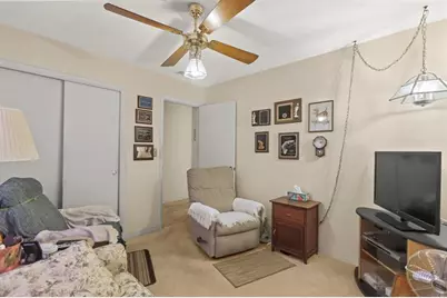 1577 NE 49th St, Oakland Park, FL 33334 - Photo 23