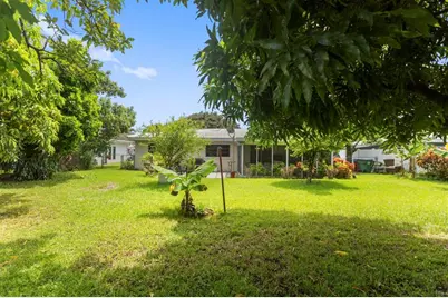 1577 NE 49th St, Oakland Park, FL 33334 - Photo 31