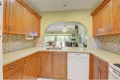 6422  Aspen Glen Cir, Unit #206, Boynton Beach, FL 33437 - Photo 15