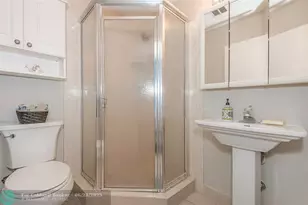 3430 NW 52nd Ave, Lauderdale Lakes, FL 33319 - Photo 21