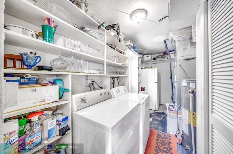 3900 68th Ave, Hollywood FL  33023-6606 exterior