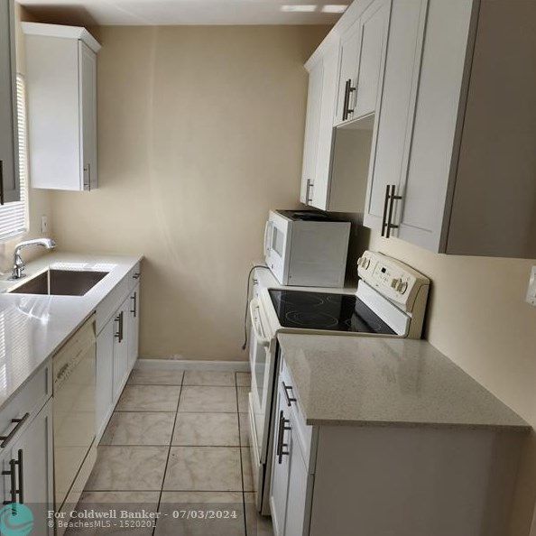 3136 Seacrest Blvd, Boynton Beach FL  33435-1530 exterior