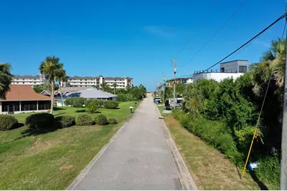 120  Via Madrid, Ormond Beach, FL 32176 - Photo 13