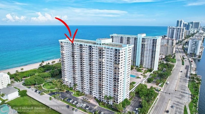 1201 Ocean Dr, Hollywood FL  33019-2121 exterior