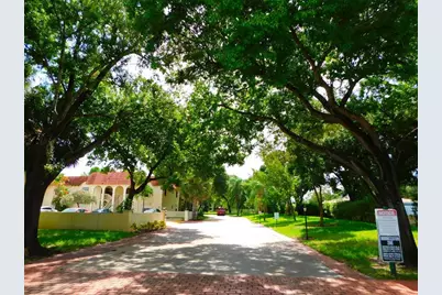 128 S Cypress Rd, Unit #827, Pompano Beach, FL 33060 - Photo 3